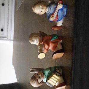 HUMMEL FIGURINES